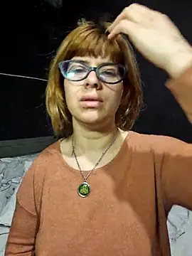 Snapshot of Carlafoxxx chatting on October 30, 2025, 1:53 pm Carlafoxxx online show from October 30, 2025, 1:53 pm