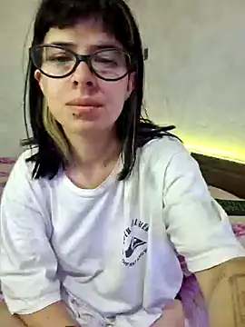 Snapshot of Carlafoxxx chatting on December 5, 2024, 1:22 pm Carlafoxxx online show from December 5, 2024, 1:22 pm