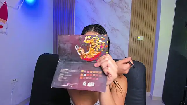 Megan blue7 online show from March 10, 2025, 12:17 pm