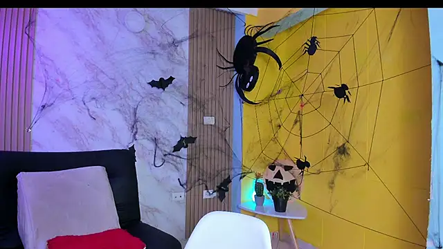 Megan blue7 online show from November 1, 2025, 11:26 am