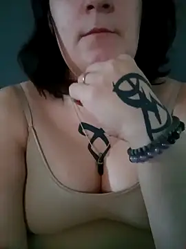 Lolabeluccia xh  online show from March 30, 2026, 7:32 am