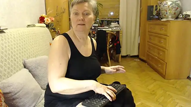 zarinafonliberman online show from March 17, 2026, 4:32 pm