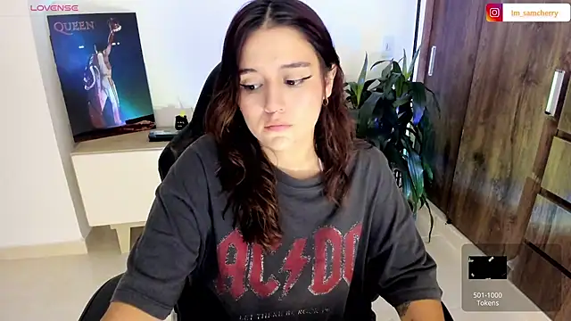 samantha cherry online show from September 25, 2025, 1:06 pm