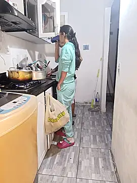 catire2323 online show from October 10, 2025, 12:55 am