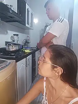 catire2323 online show from February 8, 2026, 9:56 pm