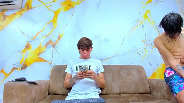 BvlgarVoyss online show from November 28, 2025, 8:20 pm