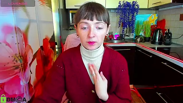 TayanaJons online show from February 3, 2026, 7:57 am