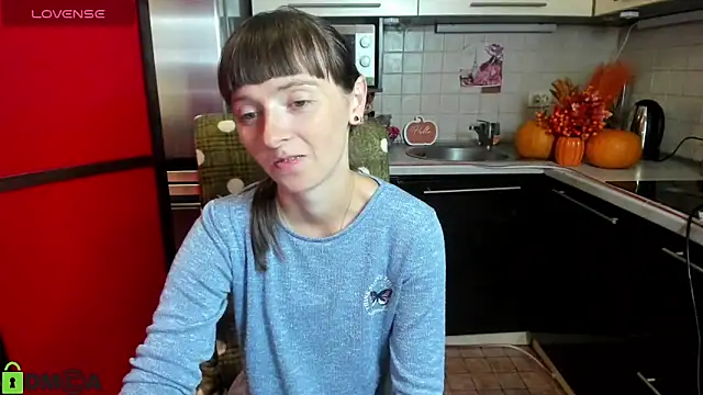 TayanaJons online show from September 24, 2025, 7:15 am