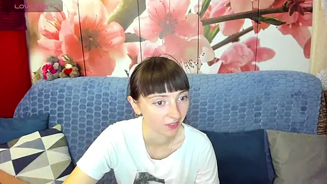 TayanaJons online show from May 26, 2026, 7:17 am