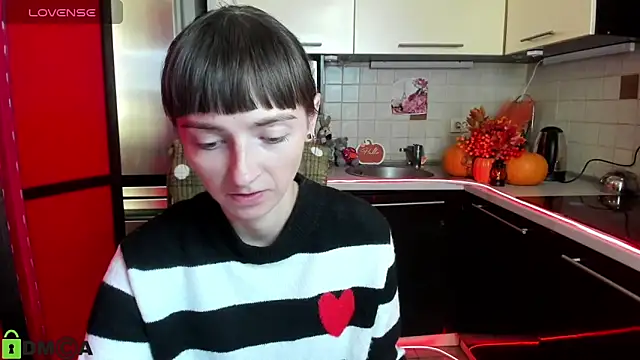 TayanaJons online show from October 20, 2025, 6:59 am