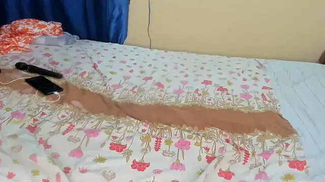 Snapshot of Sexy_sharntel chatting on September 12, 2025, 9:09 am Sexy sharntel online show from September 12, 2025, 9:09 am