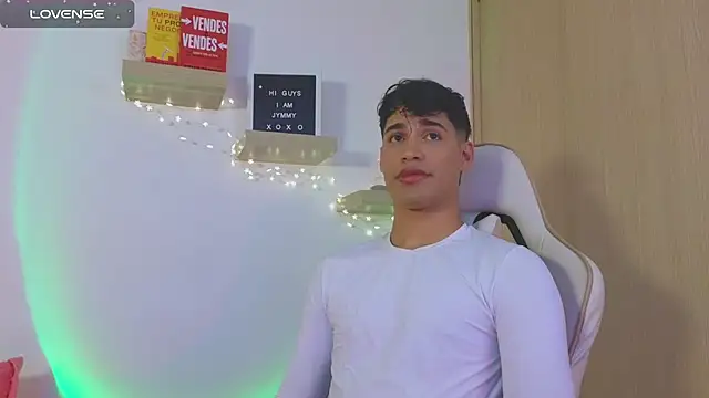 Jimmy Leeh  online show from January 13, 2025, 11:27 pm