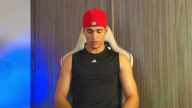 Jimmy Leeh  online show from November 15, 2025, 4:27 am