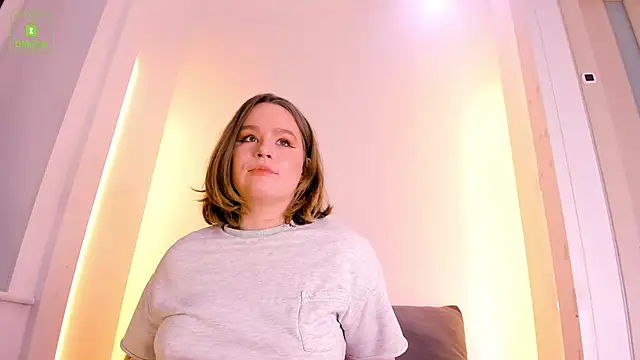 ErikaLust online show from October 3, 2025, 4:14 am