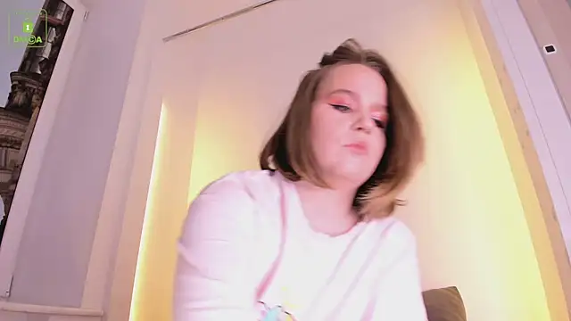 ErikaLust online show from October 1, 2025, 4:17 am