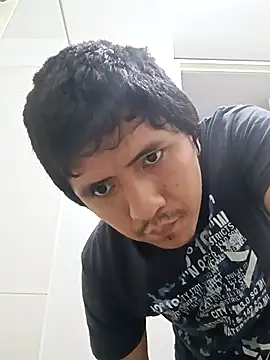 gianfranco1230 online show from April 14, 2026, 12:54 pm