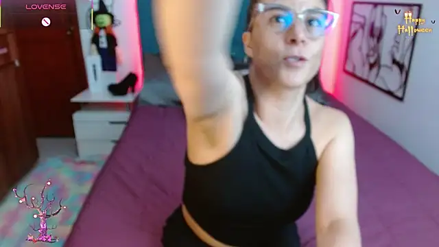 antonella sweet33 online show from October 29, 2025, 8:08 pm