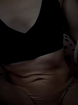 GoldenFlameGoddess online show from October 15, 2025, 2:03 pm