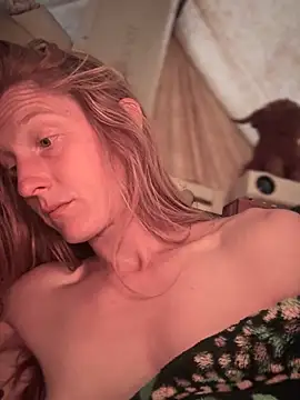 GoldenFlameGoddess online show from November 25, 2025, 3:23 pm