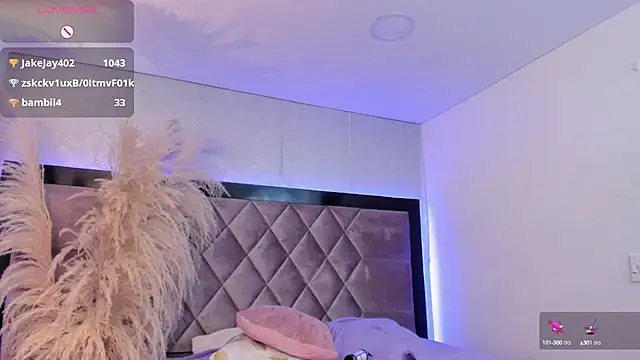 Cookie doll  online show from January 30, 2025, 4:24 pm