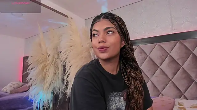 Cookie doll  online show from January 17, 2025, 1:24 pm