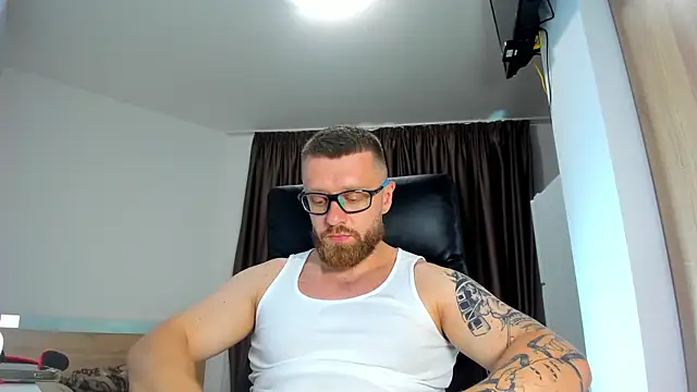 Snapshot of Findom_guy chatting on July 7, 2026, 3:48 pm Findom guy online show from July 7, 2026, 3:48 pm