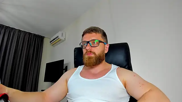 Snapshot of Findom_guy chatting on May 12, 2026, 5:30 pm Findom guy online show from May 12, 2026, 5:30 pm