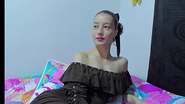 MiiaVolkova online show from February 25, 2026, 11:59 pm