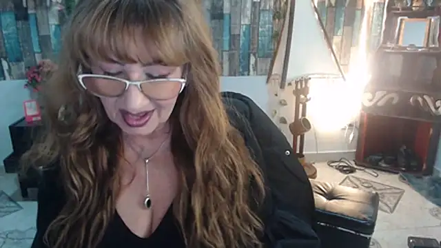 KarimaSarabe online show from November 13, 2025, 9:08 pm