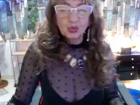 KarimaSarabe online show from February 19, 2025, 8:41 pm