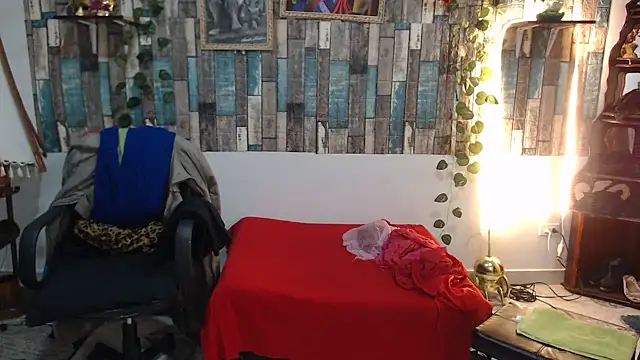 KarimaSarabe online show from October 4, 2025, 9:05 pm