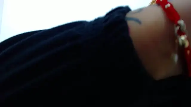 hanna rabbit  online show from February 10, 2026, 12:53 am