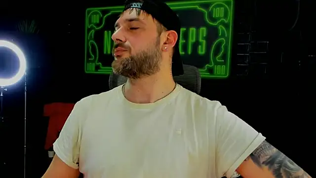 LexXHardy online show from March 18, 2025, 8:17 am