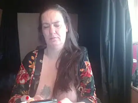 SimoneMoore online show from February 17, 2025, 5:34 pm