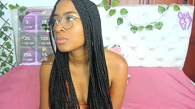 Snapshot of Andrea_Williams24 chatting on October 22, 2025, 12:37 pm Andrea Williams24 online show from October 22, 2025, 12:37 pm