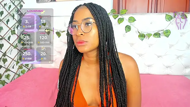 Snapshot of Andrea_Williams24 chatting on October 11, 2025, 12:39 pm Andrea Williams24 online show from October 11, 2025, 12:39 pm