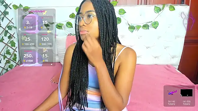 Snapshot of Andrea_Williams24 chatting on October 20, 2025, 12:17 pm Andrea Williams24 online show from October 20, 2025, 12:17 pm