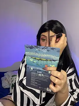 TuWaifuVirtual1 online show from February 13, 2025, 2:56 am