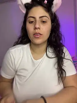 TuWaifuVirtual1 online show from March 13, 2025, 2:16 am