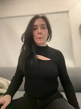 Lilith  D online show from February 16, 2026, 10:18 pm