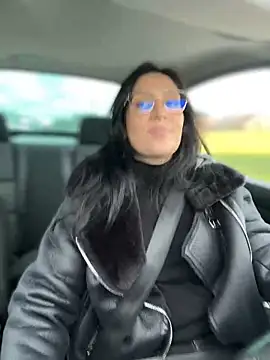 Lilith  D online show from February 1, 2025, 2:34 pm