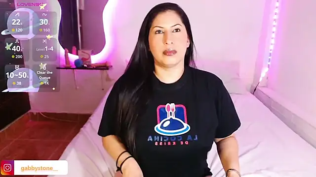 Gabby stone  online show from November 30, 2025, 11:05 pm