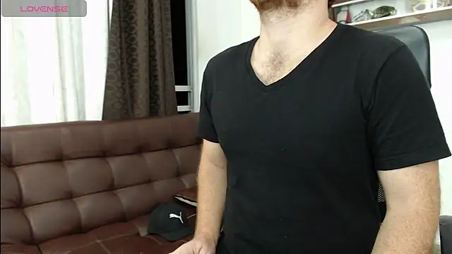 michacosio online show from October 4, 2025, 2:46 am