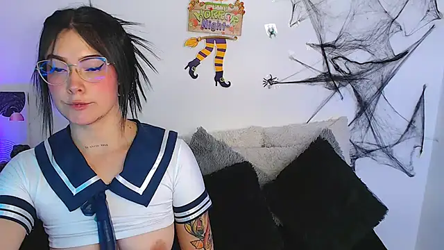 Snapshot of Isa_Maiden1 chatting on October 24, 2025, 2:27 pm Isa Maiden1 online show from October 24, 2025, 2:27 pm