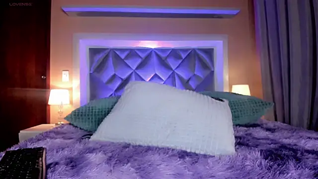 Snapshot of Rodd__y chatting on February 26, 2025, 8:04 pm Rodd y online show from February 26, 2025, 8:04 pm