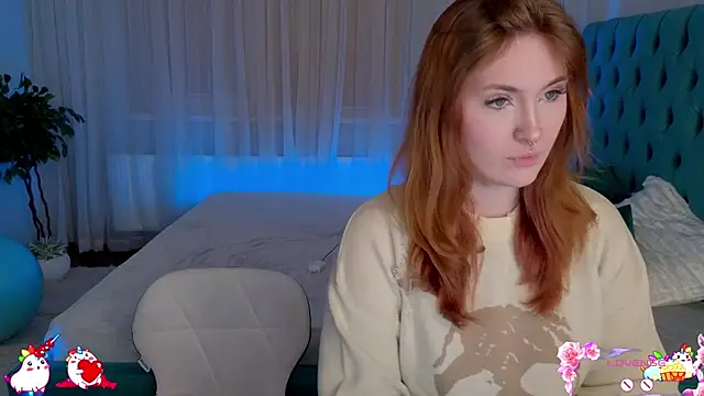  Chlo  e online show from March 21, 2025, 11:23 pm