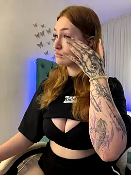  Chlo  e online show from September 10, 2025, 10:36 am