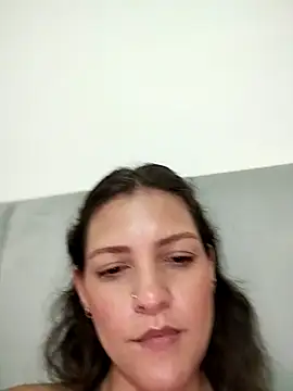 Snapshot of Mia_Hampton chatting on March 13, 2025, 12:27 am Mia Hampton online show from March 13, 2025, 12:27 am