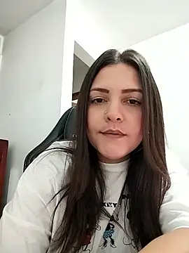 Mia Hampton online show from January 18, 2026, 6:44 pm