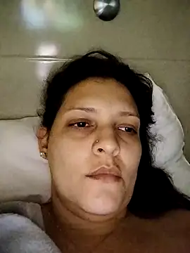 Snapshot of Mia_Hampton chatting on October 1, 2025, 8:24 pm Mia Hampton online show from October 1, 2025, 8:24 pm